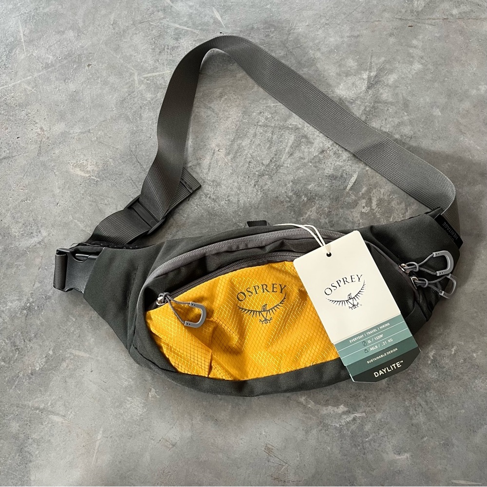 OSPREY NWT Grey Golden Daylute Waist Pack